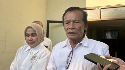 Ketua Komisi V DPRD NTB Lalu Sudiartawan didampingi anggota Sitti Ari. (Iba)