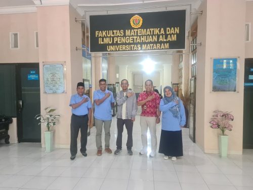 PT Bank NTB Syariah terus memperkuat komitmennya dalam membangun sinergi dengan dunia pendidikan tinggi di Nusa Tenggara Barat (NTB). Komitmen tersebut diwujudkan melalui penjajakan kerja sama strategis dengan Fakultas Matematika dan Ilmu Pengetahuan Alam (FMIPA) Universitas Mataram (UNRAM). (Iba)