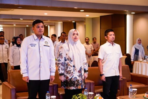 Wakil Gubernur NTB Indah Dhamayanti Putri saat menghadiri pelantikan Pengurus Perbasasi NTB oleh Pengurus Besar (PB) Perbasasi di Hotel Lombok Plaza, Mataram, Minggu (30/8/2026). (Iba)