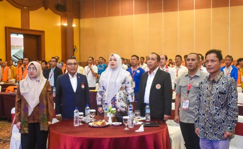 Wakil Gubernur NTB Indah Dhamayanti Putri bersama Ketua Umum KONI NTB saat menghadiri Musorprov KONI NTB 2026. (Iba)