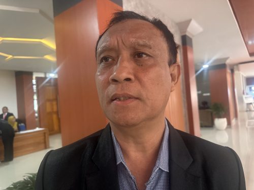 Anggota Komisi V DPRD NTB Made Slamet. (Iba)