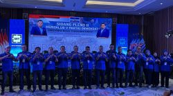 Hadi Gunawan bersama Ketua-ketua DPC Kabupaten/kota di NTB usai menggelar Musdalub DPD Demokrat NTB. (Iba)